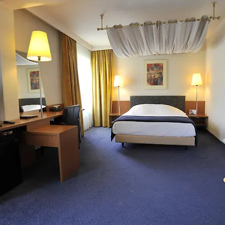 Hotel Golden Tulip Velp