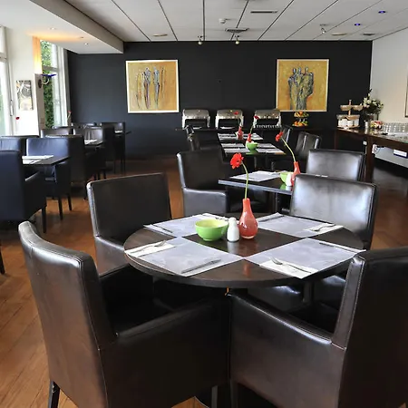 Hotel Golden Tulip Velp 4*