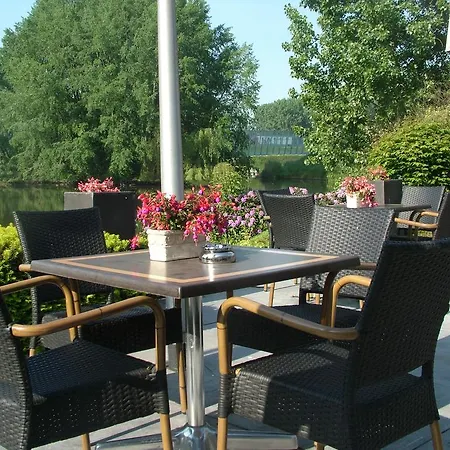 Golden Tulip Velp Hotel 4*