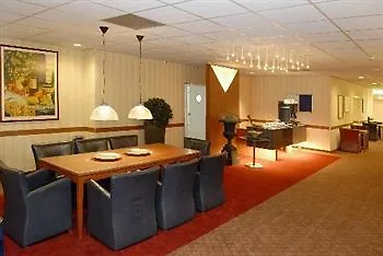 Golden Tulip Velp Hotell 4*