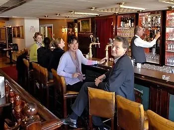 Hotell Golden Tulip Velp